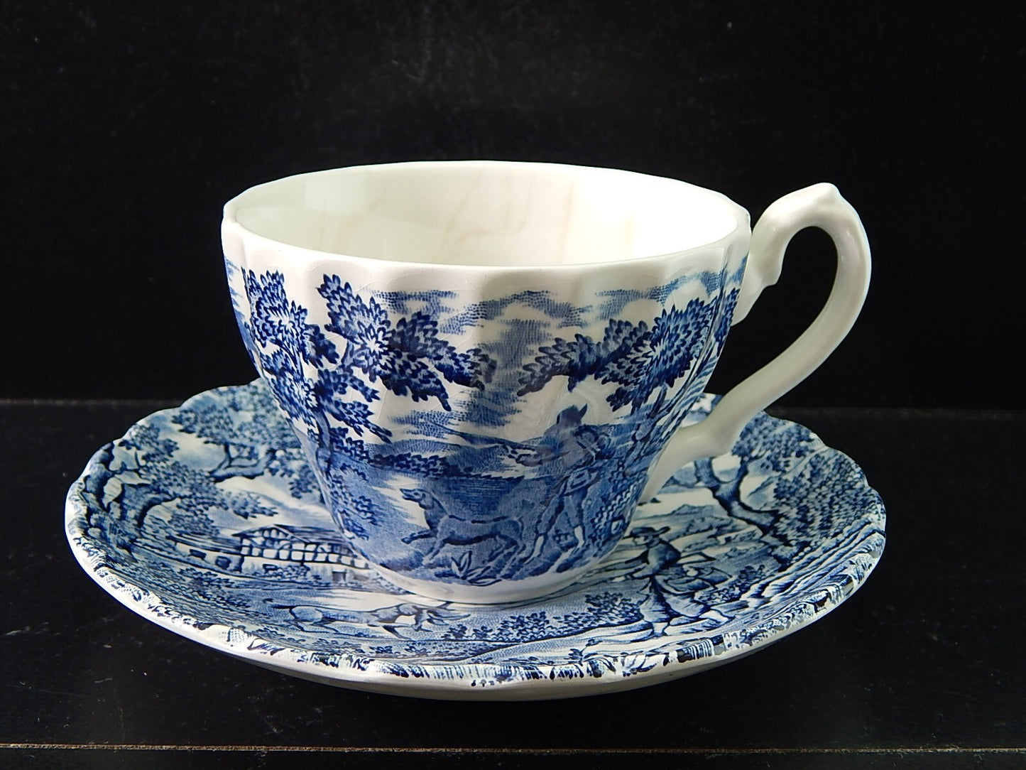 VINTAGE CERAMICA TAZZA TE' THE HUNTER MYOTT POTTERY ENGLAND IL CACCIATORE #2116