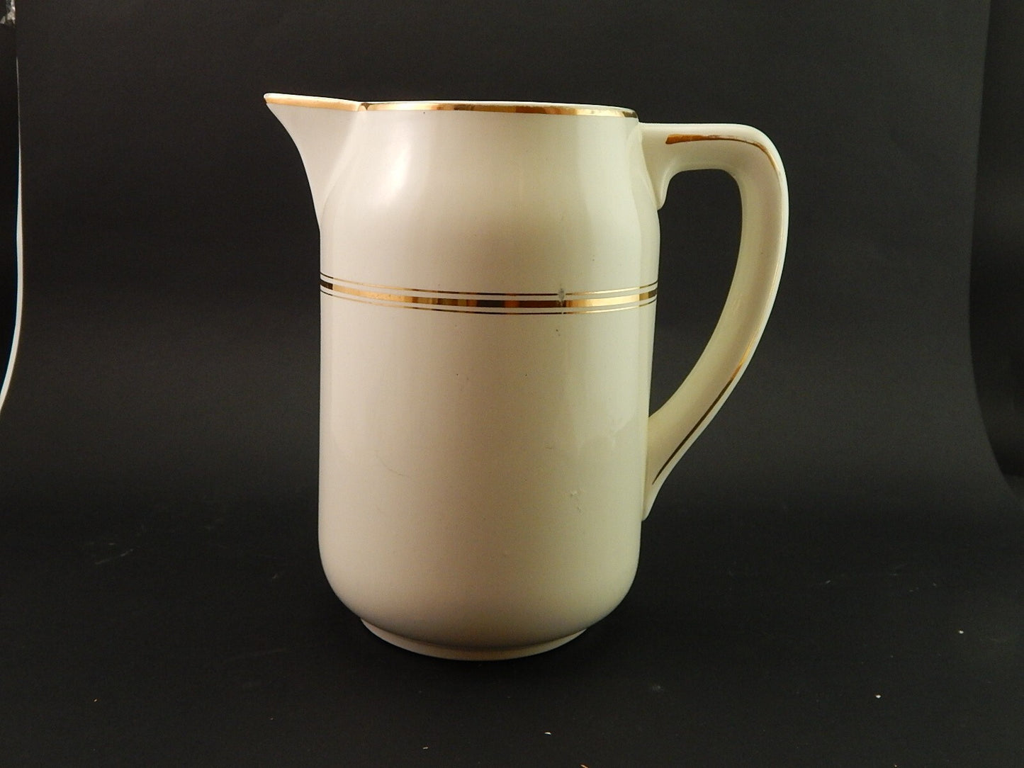 ANTICO SET BAGNO ART DECO CATINO E BROCCA CERAMICA CON PROFILI ORO ZECCHINO