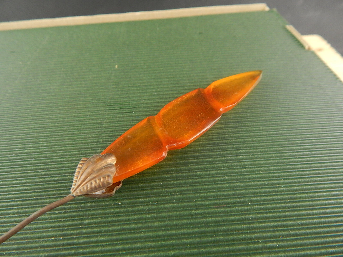 ACCESSORI ABBIGLIAMENTO ART DECO ANTICO SPILLONE CAPPELLO SIMIL AMBRA