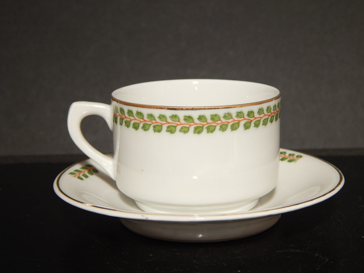 ANTICO IMPERO SERVIZIO CAFFÈ PORCELLANA BIANCA GHIRLANDE PICCOLE FOGLIE VERDI