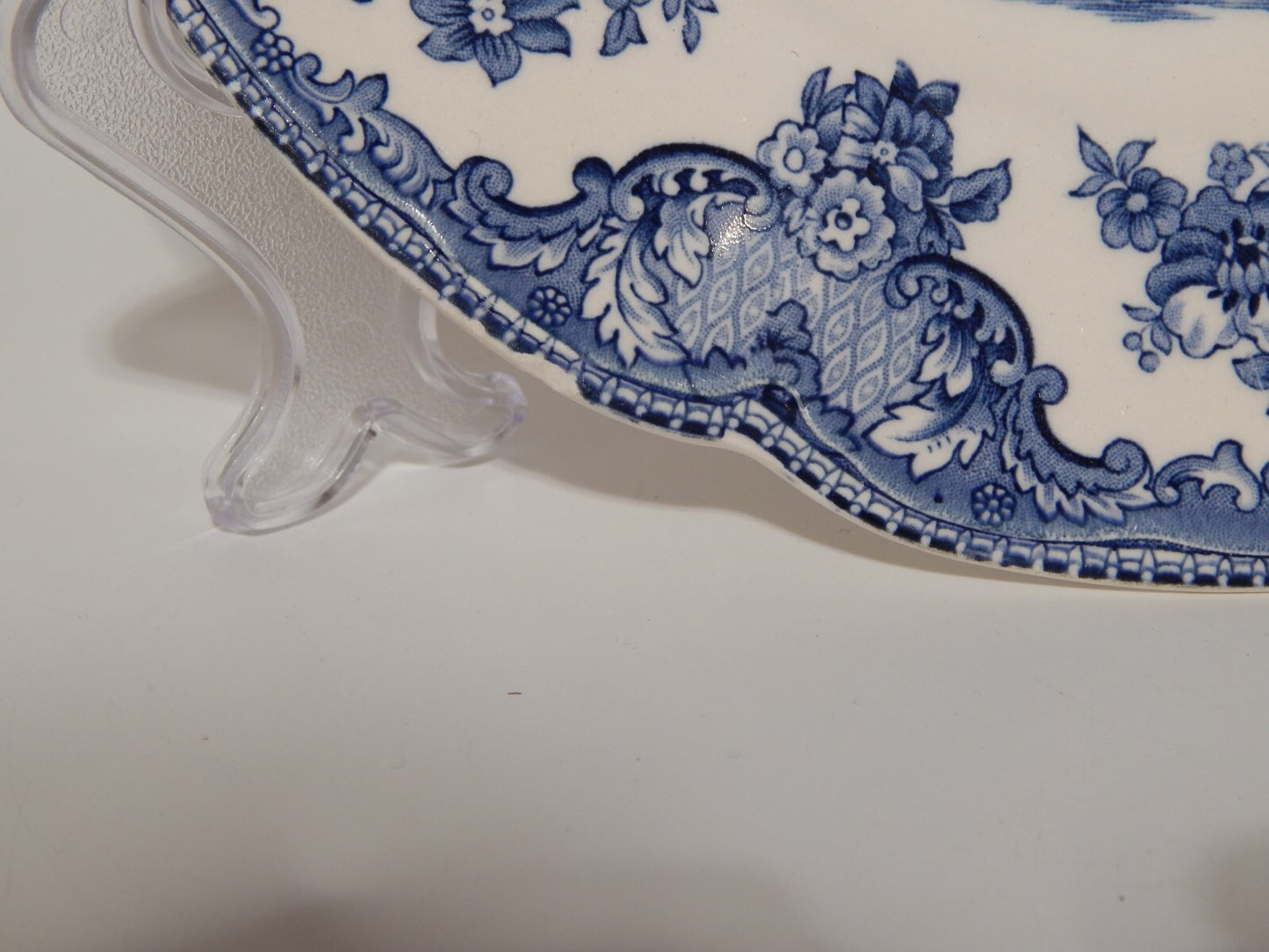 VINTAGE JOHNSON BROS OLD BRITAIN CASTLE BLU PIATTO PIANO PORCELLANA DIFETTO 1922