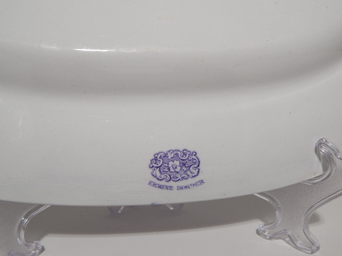 ANTICO GRANDE VASSOIO CERAMICA STAFFORDSHIRE PRIMAVESI 1860 ERMINE BORDER VIOLA