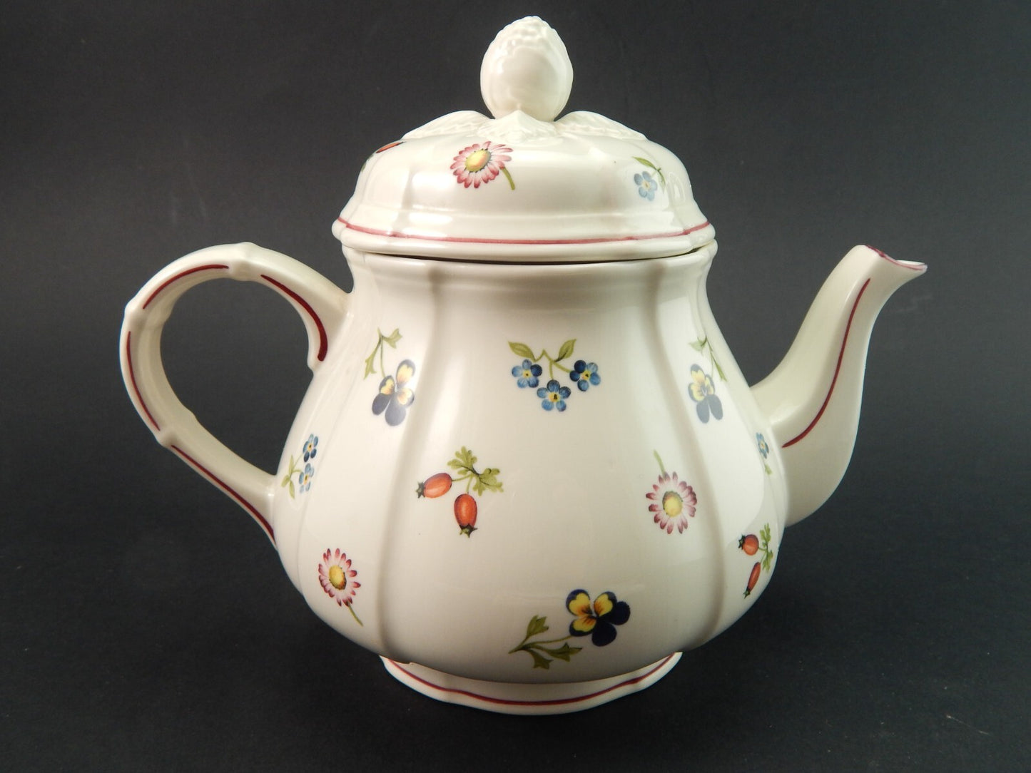 VILLEROY&BOCH TEIERA PORCELLANA COLLEZIONE PETITE FLEUR