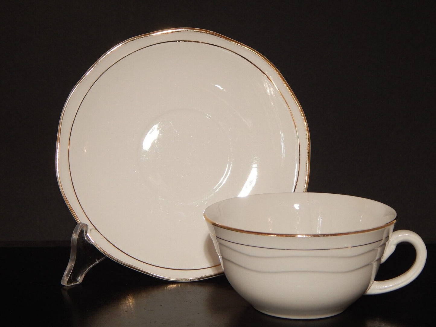 MODERNARIATO TAZZA TE' SOCIETA' CERAMICA ITALIANA LAVENO BIANCA PROFILI ORO