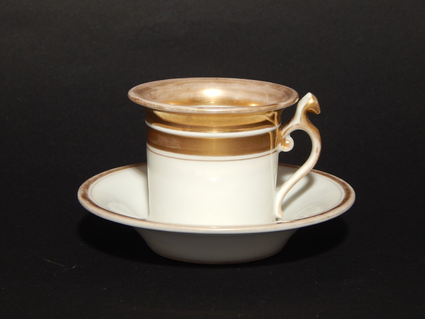 ANTICA PREZIOSA TAZZA PORCELLANA BIANCA E ORO IMPERO GINORI DOCCIA META' 800