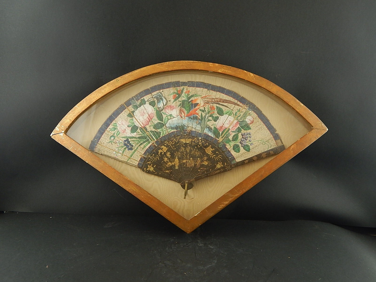 ANTICO PRIMO 800 VENTAGLIO ORIENTALE IN CARTA E STECCHE LEGNO DIPINTE IN ORO