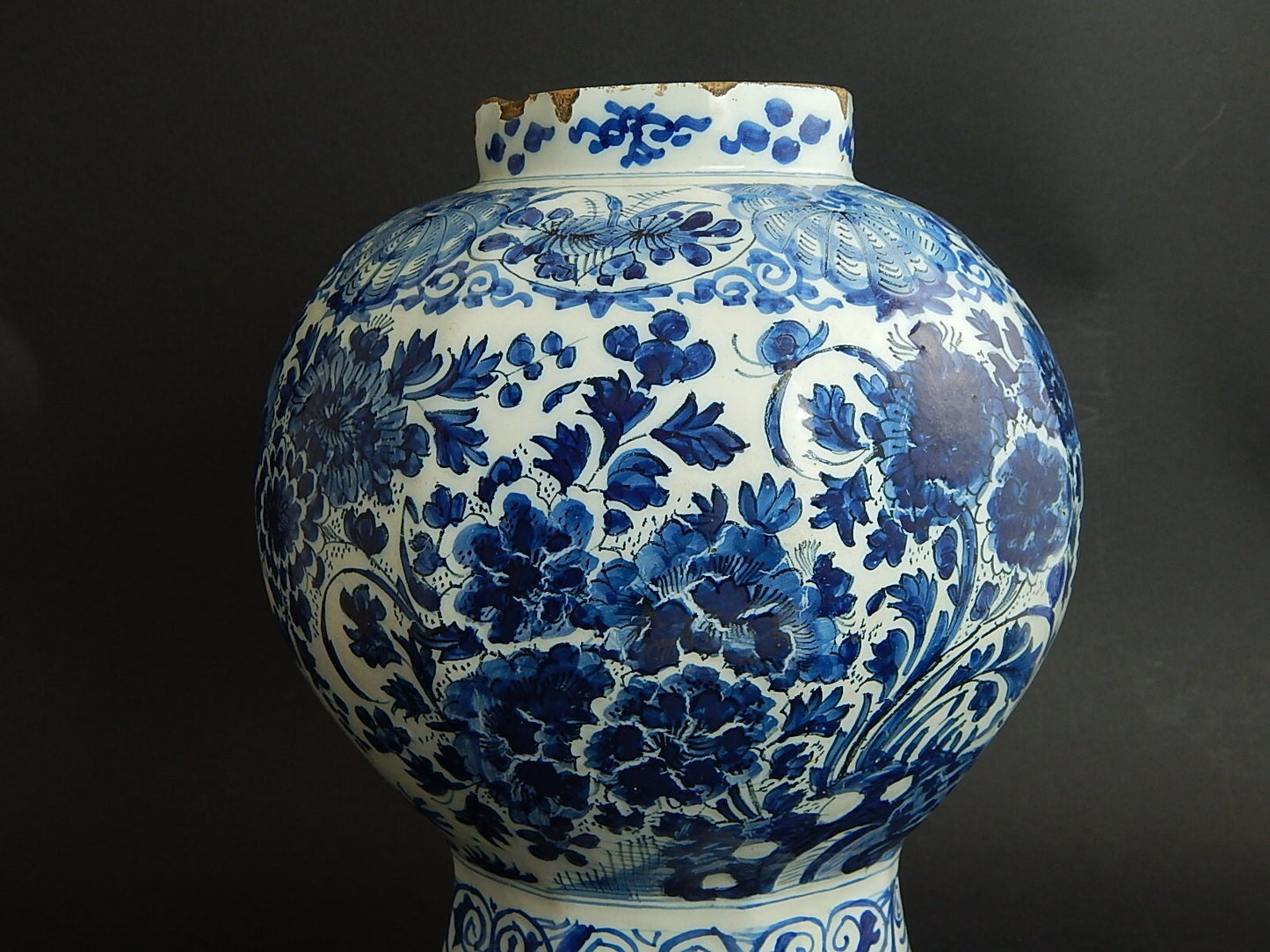 ANTICO PREZIOSO GRANDE VASO OTTAGONALE CERAMICA DELFT FINE XVII SECOLO I PAVONI