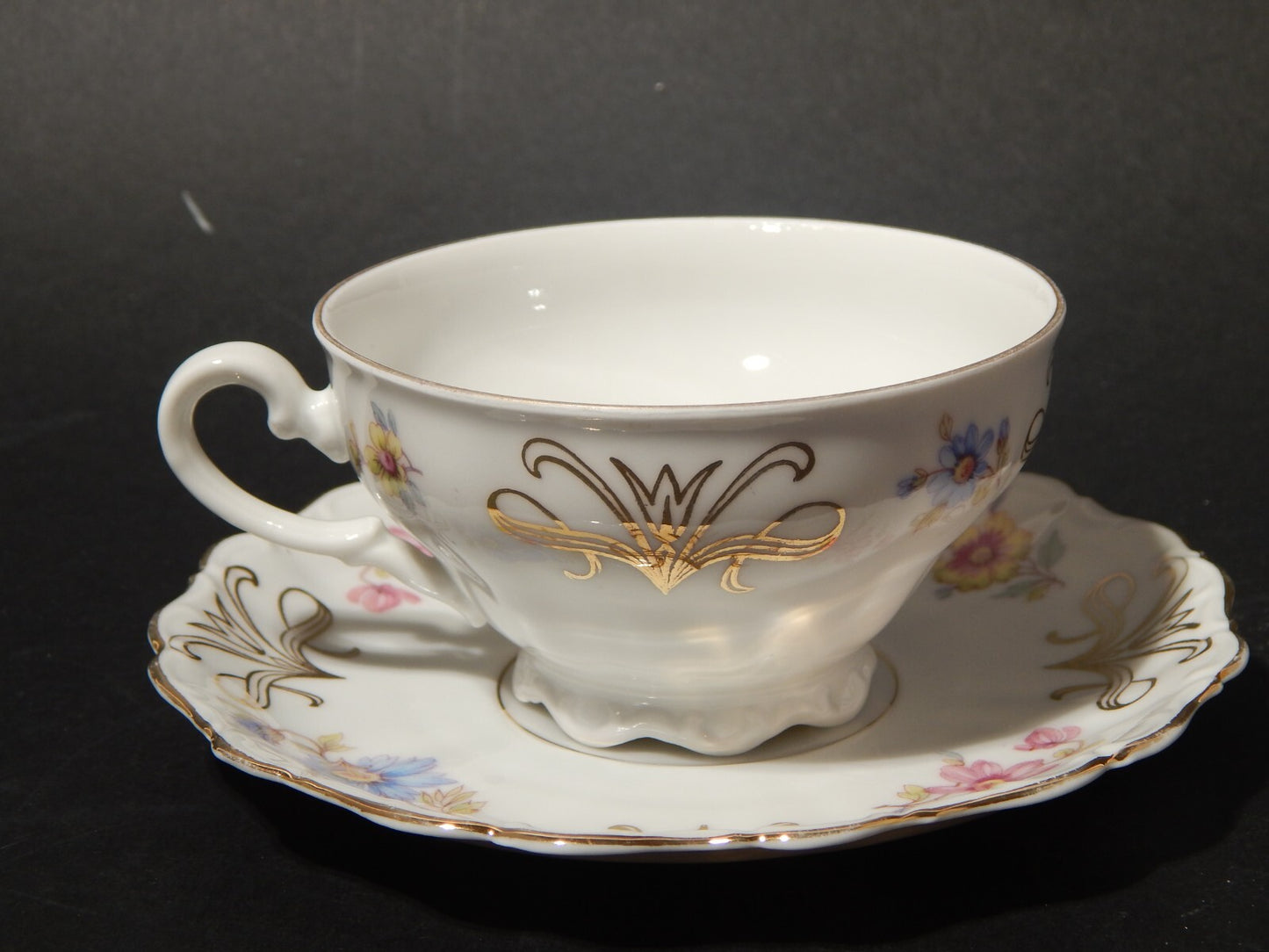 ANTICA TAZZA TE' PORCELLANA BIANCA BAVARIA SELTMANN WEIDEN THERESIA