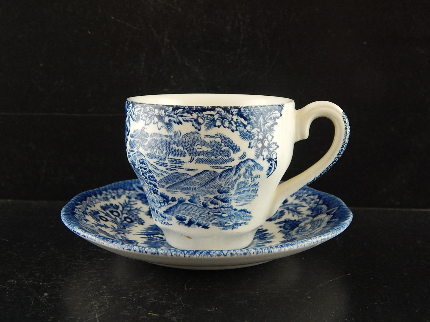 ANTICA RARA TAZZINA CAFFE' SEMI PORCELLANA ENOCH WEDGWOOD COLLEZIONE WOODLAND ##
