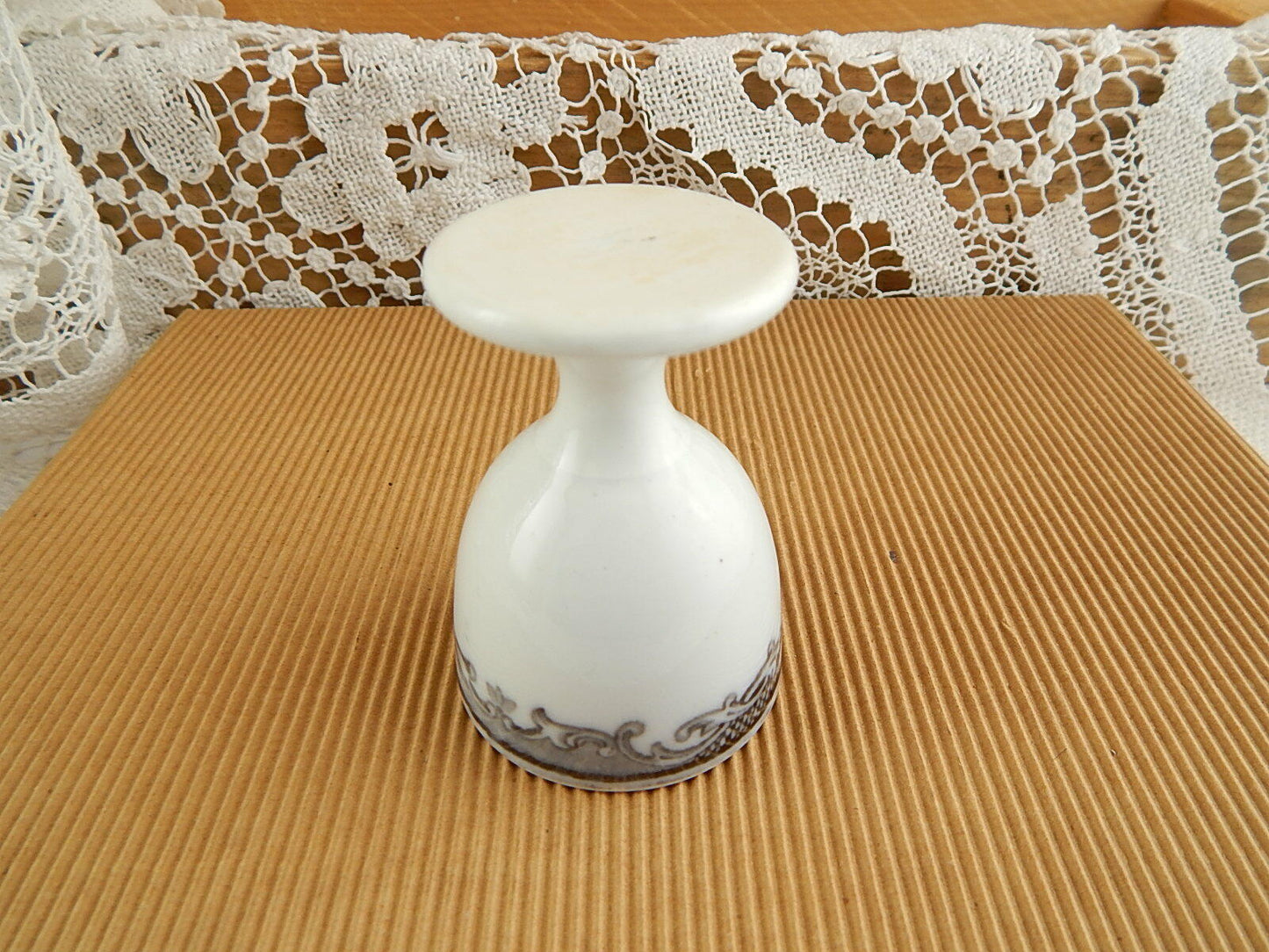 ANTICO RARO PORTAUOVO PORCELLANA XIX SECOLO COLLEZIONE MANIFATTURA INGLESE