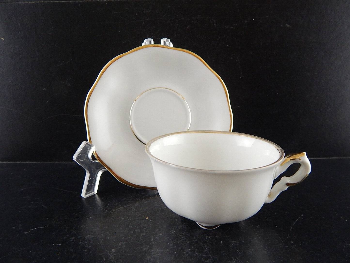 ANTICA PREZIOSA ROCAILLE TAZZINA CAFFE' PORCELLANA BIANCA ORO PIRKEN HAMMER