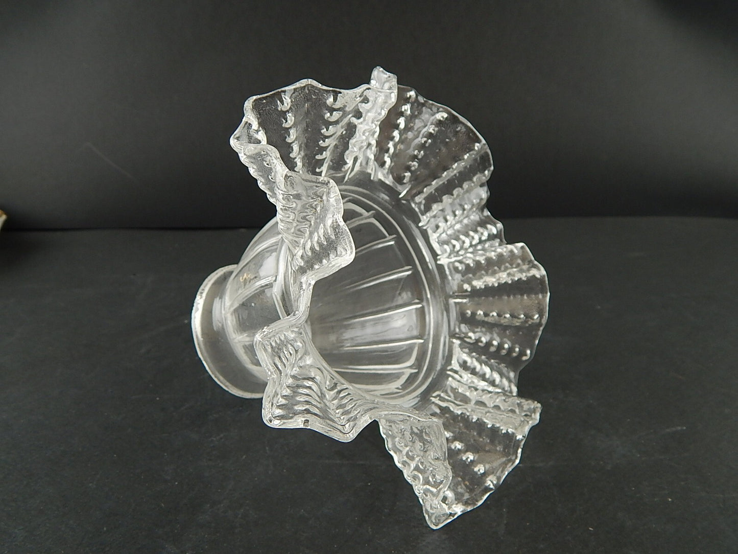 ANTICO EPOCA LIBERTY VETRO SOFFIATO TULIP PARALUME PER APPLIQUE O LAMPADA A435