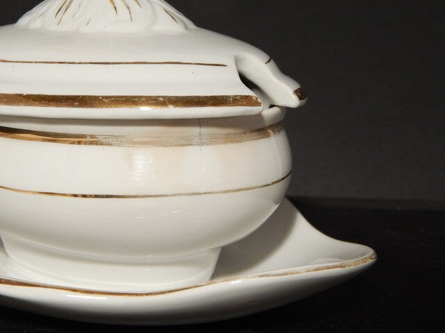 ANTICA SALSIERA CERAMICA BIANCA E ORO RICHARD MILANO FINE 1800 STILE IMPERO