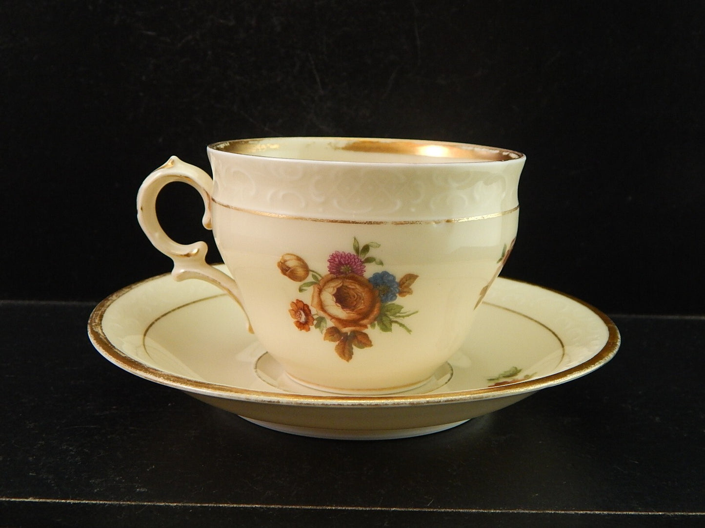 ANTICA TAZZA KPM COPENHAGEN PORCELLANA BOUQUET DI FIORI E ORO DEL 1924 #1203
