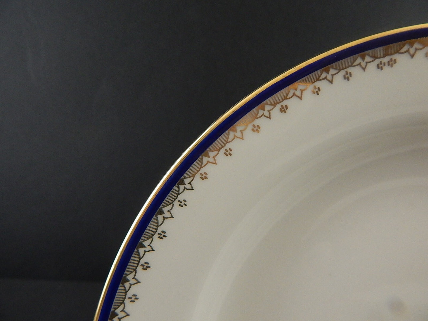 ANTICO SERVIZIO PIATTI STILE IMPERO PORCELLANA DECORO BLU E ORO BAVARIA SCHALLER