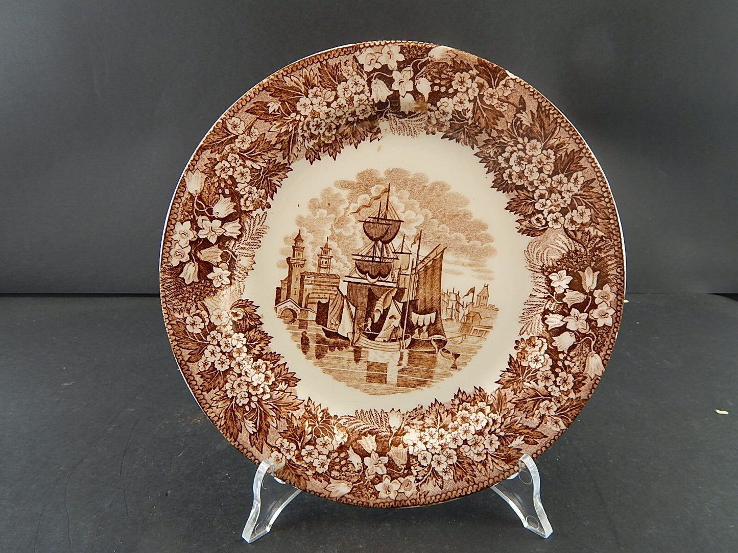 ANTICO PIATTO SEMI PORCELLANA RICHARD MILANO DECORO FERRARA META' 800 #A23