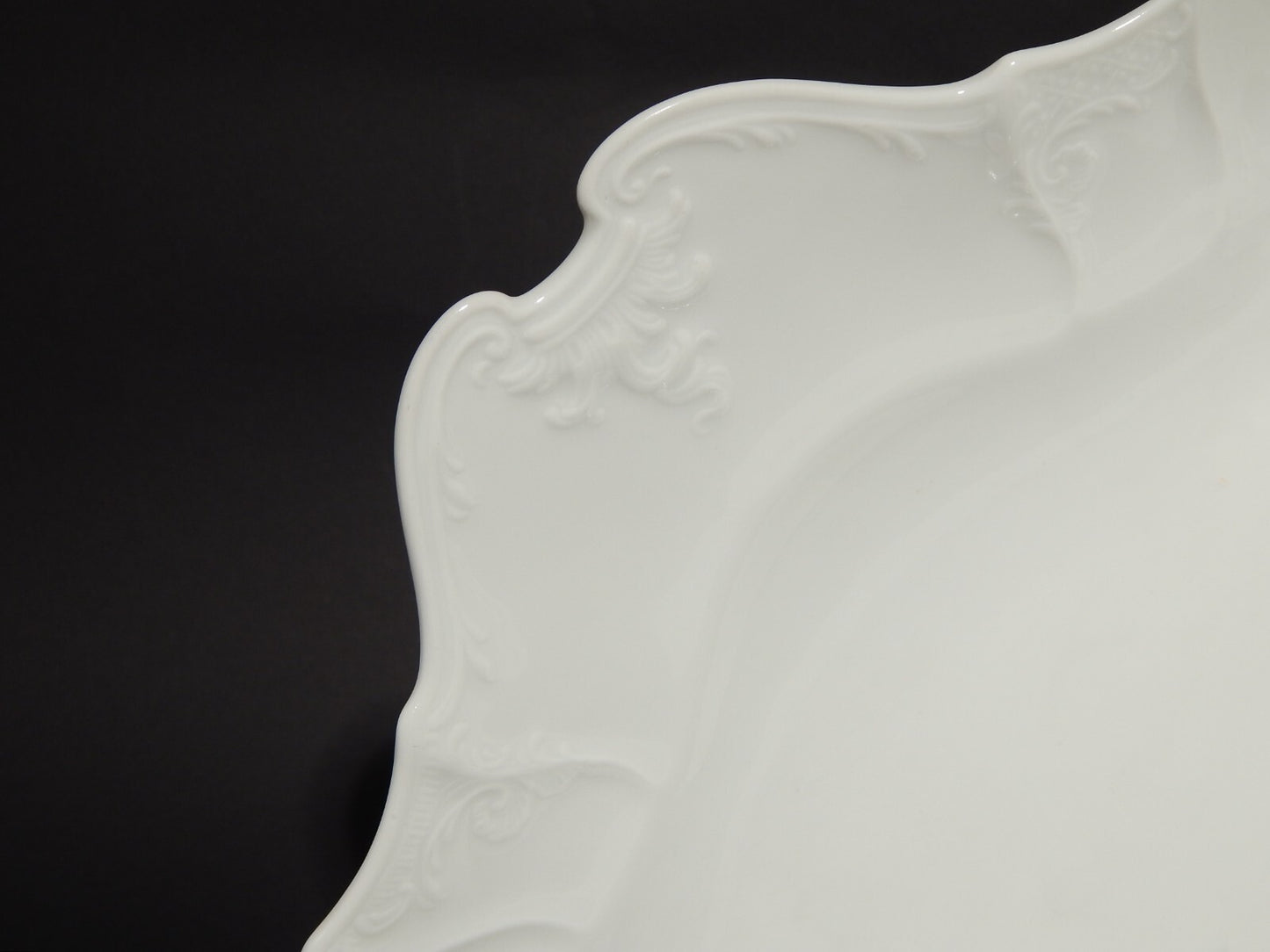 ANTICA ELEGANTE CIOTOLA VASSOIO PORCELLANA BIANCA BOEMA MODELLO BERNADOTTE