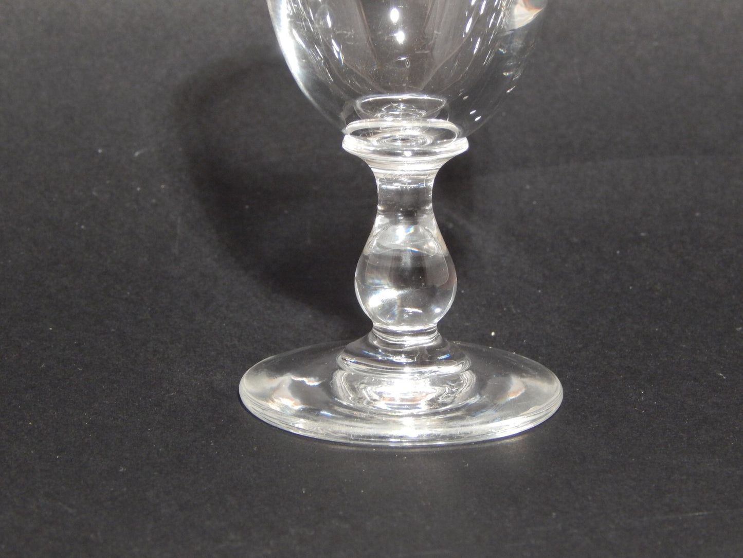 ANTICO ELEGANTE RARO ART DECO SERVIZIO 5 CALICI CRISTALLO MOLATO DA PORTO