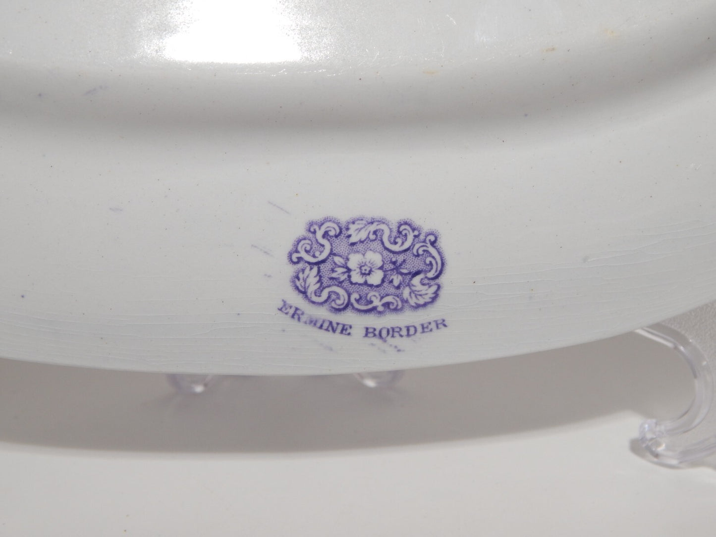 ANTICO RARO VASSOIO CERAMICA STAFFORDSHIRE PRIMAVESI 1860 ERMINE BORDER VIOLA