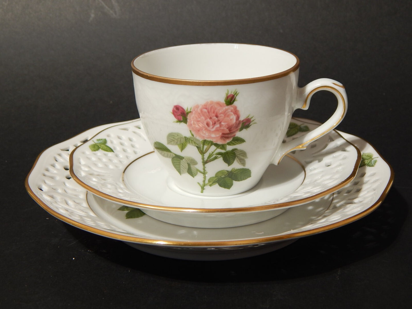 TRIO TAZZA PORCELLANA SCHUMANN BAVARIA PIERRE JOSEPH REDOUTE' ROSA ALBA REGALIS