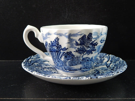 VINTAGE CERAMICA TAZZA TE' THE HUNTER MYOTT POTTERY ENGLAND IL CACCIATORE #2120