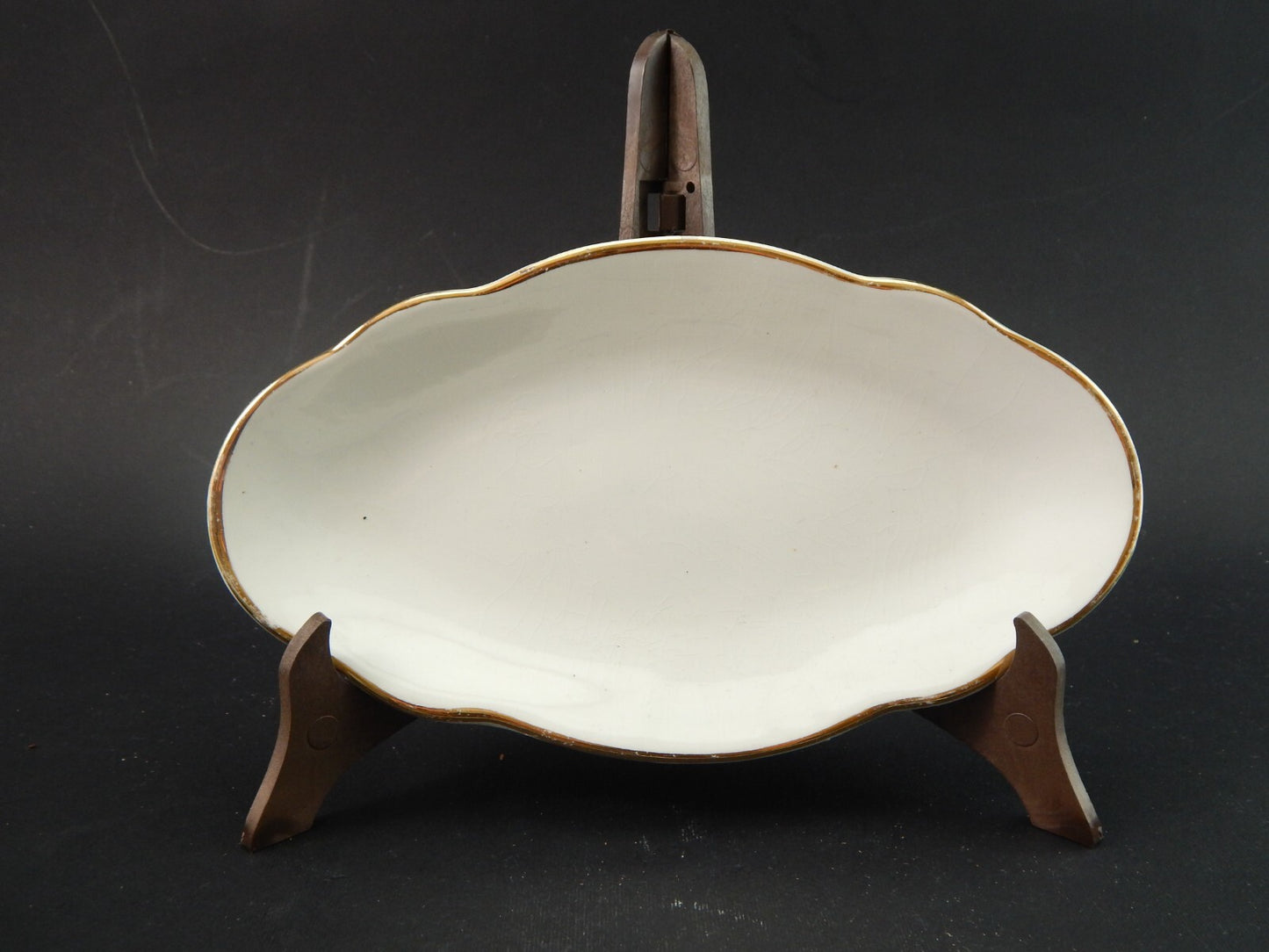 ANTICA RICHARD GINORI RAVIERA VASSOIO PORCELLANA BIANCA E ORO ZECCHINO