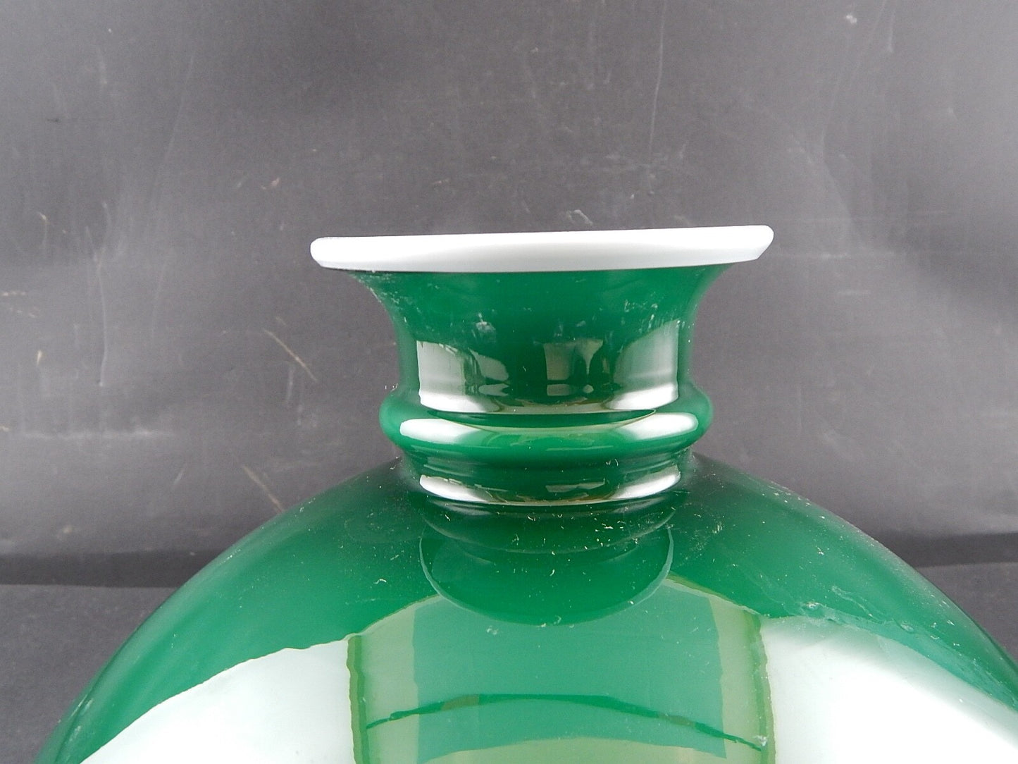 VINTAGE HOLMEGAARD VETRO A CAMPANA OPALINO VERDE PER LAMPADARIO