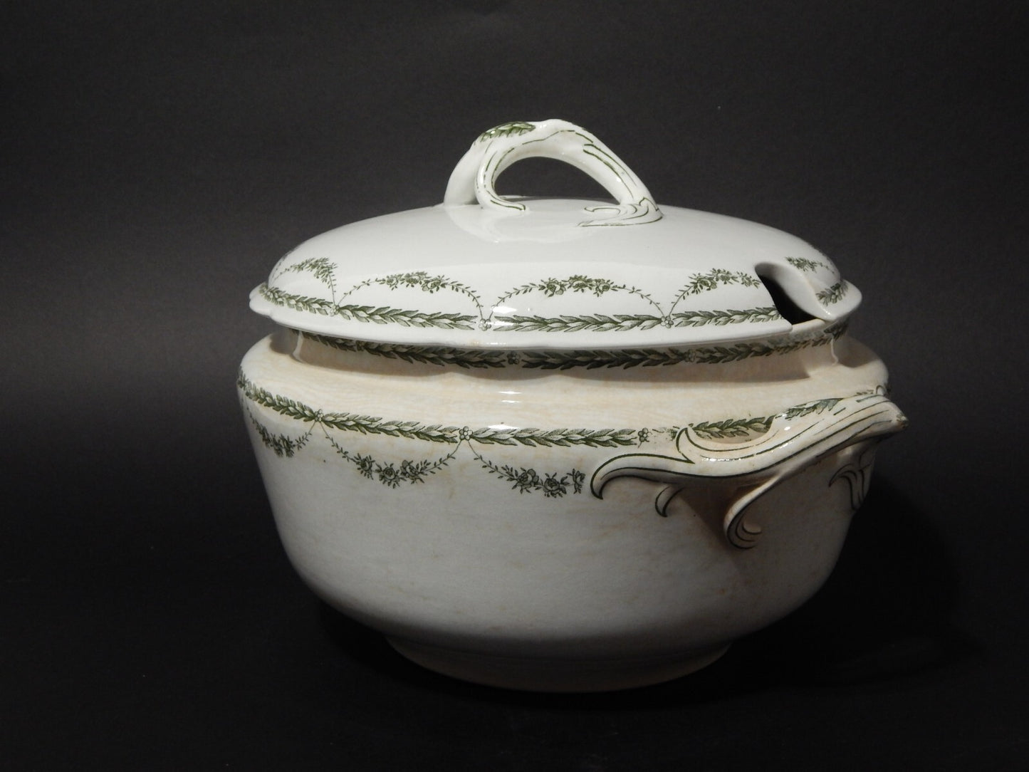 ANTICA RARA ZUPPIERA CENTROTAVOLA CERAMICA PETRUS REGOUT DECORO MARIE VERDE