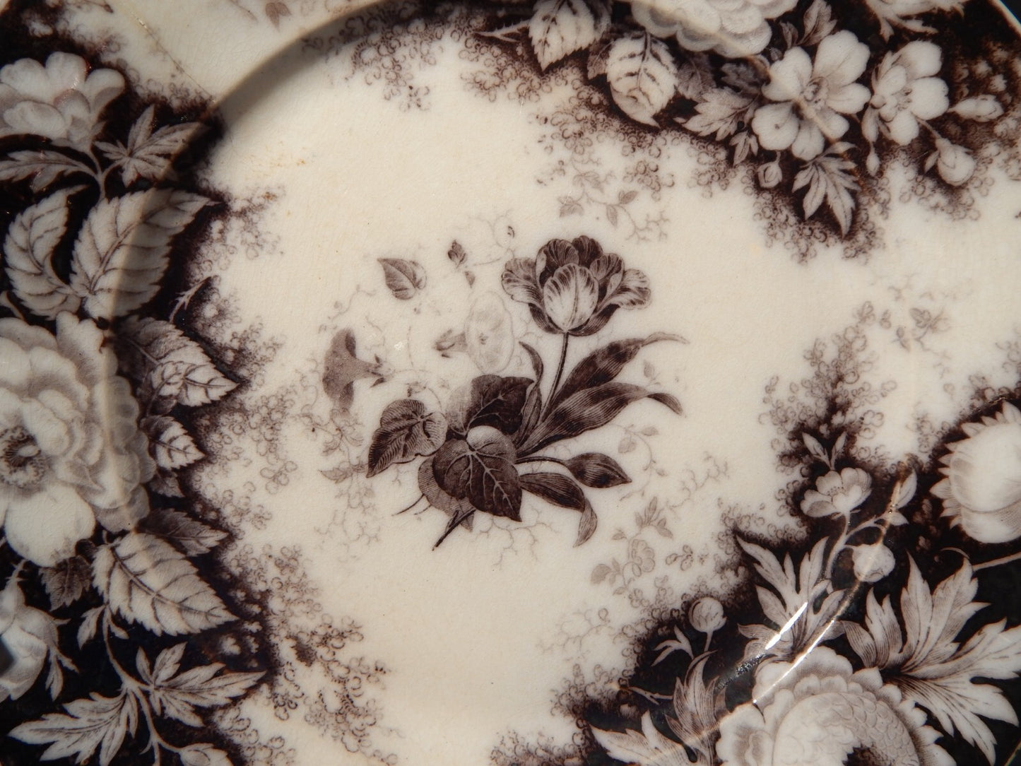 ANTICO PIATTO CERAMICA DISEGNO JARDINIERE VILLEROY & BOCH FINE '800 difetto 1144