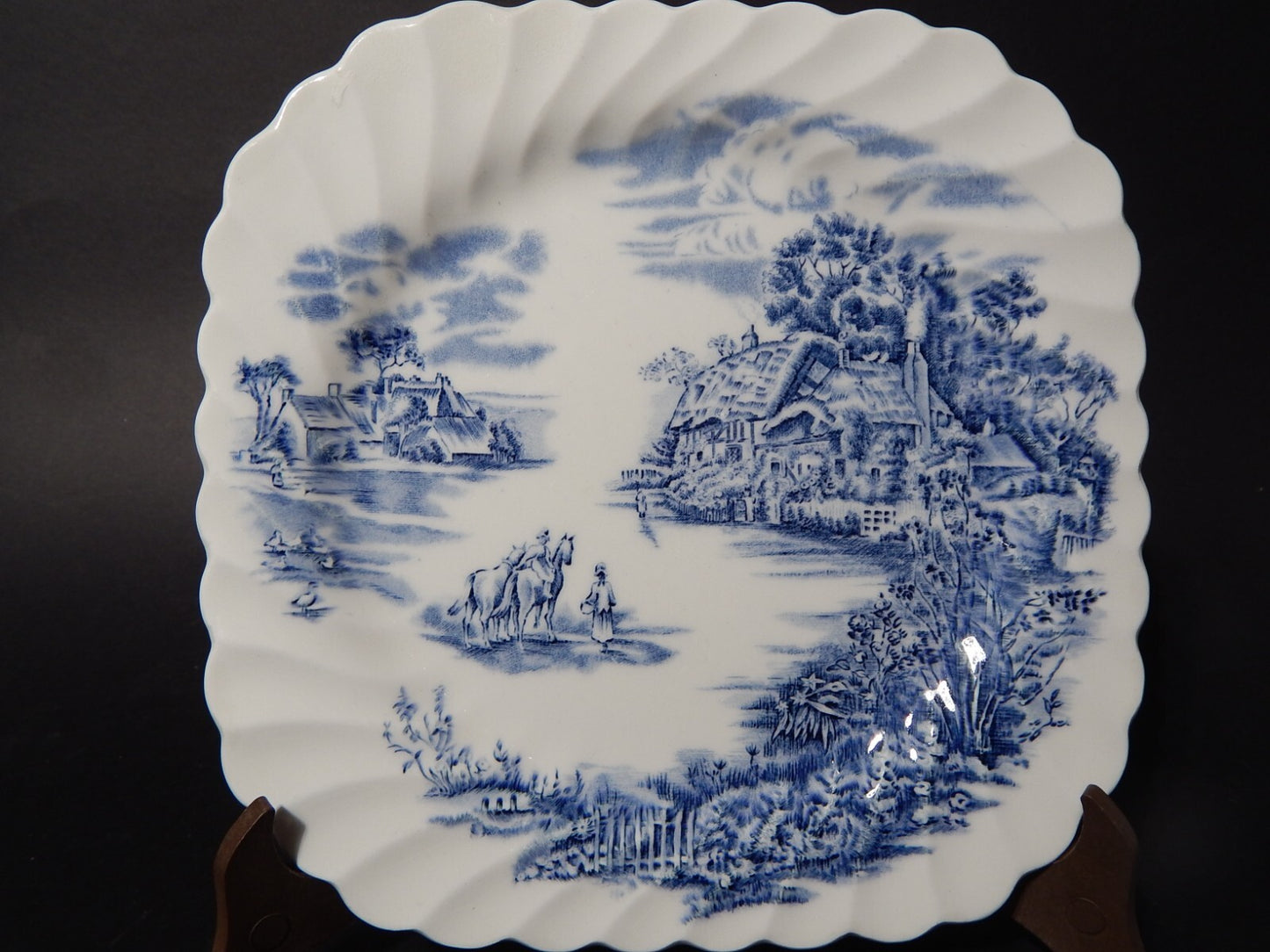 VINTAGE PIATTO QUADRATO SEMI PORCELLANA JOHNSON BROS HAPPY ENGLAND STAMPA A MANO