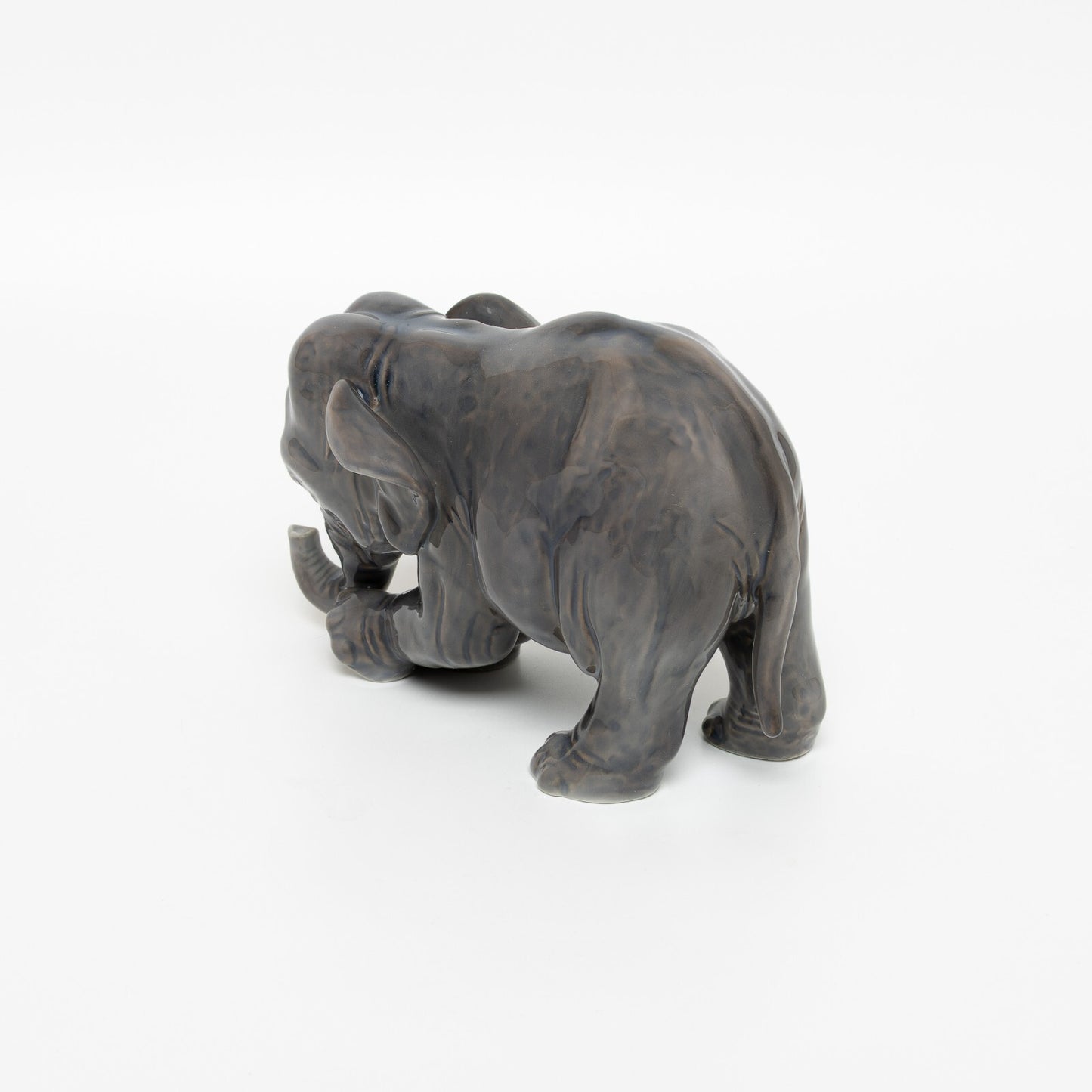 STATUINA PORCELLANA ROYAL COPENHAGEN BING&GRONDAHL "Elefante" 2575 CM 12x16x9