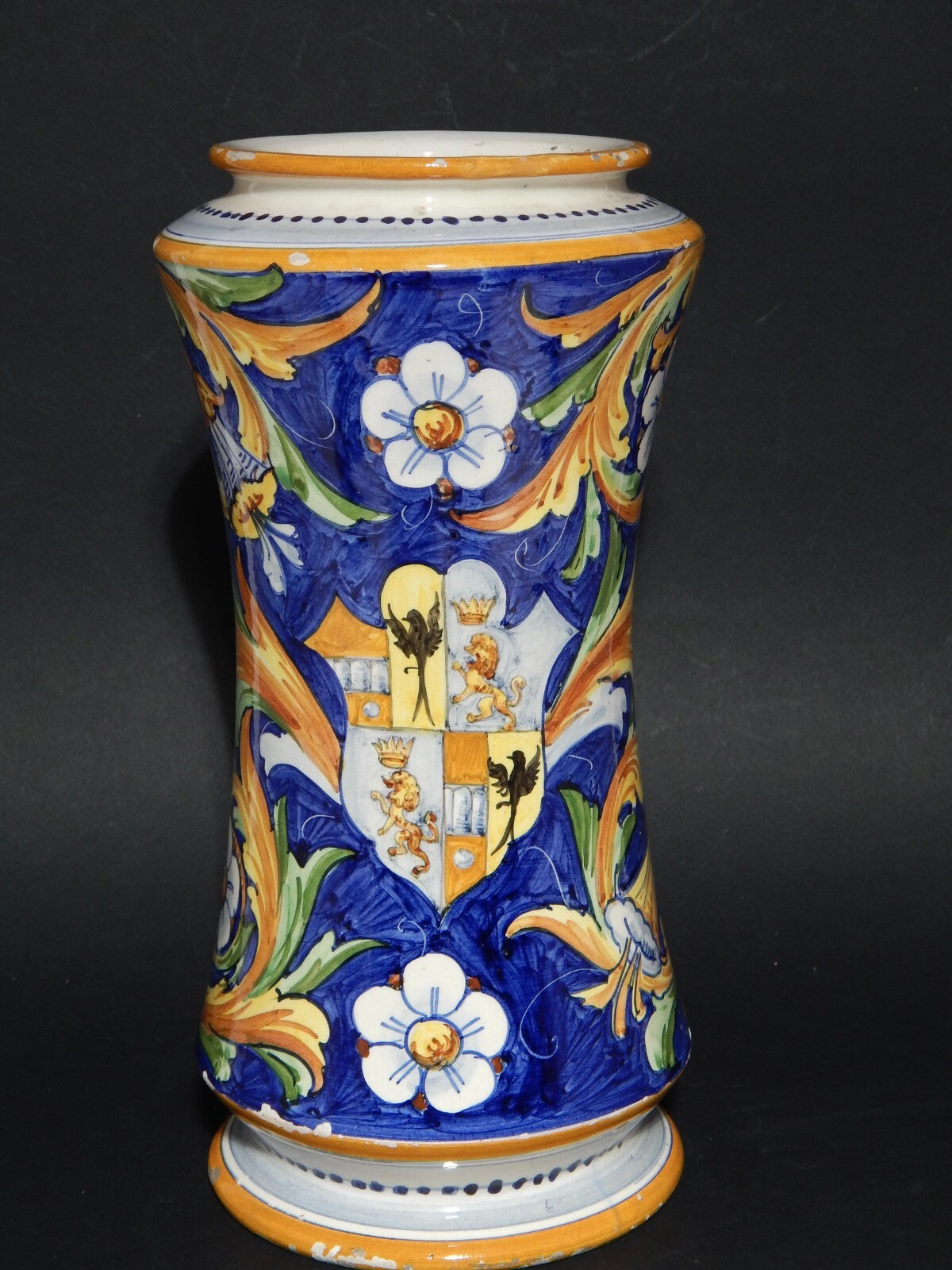 ANTICO VASO ALBARELLO CERAMICA CALTAGIRONE EPOCA 1800 COM STEMMA ARALDICO