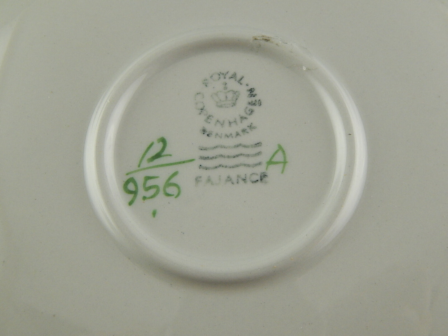 ROYAL COPENHAGEN CERAMICA FAJANCE GREEN FLOWER TAZZA DIPINTA MANO FIORI VERDI