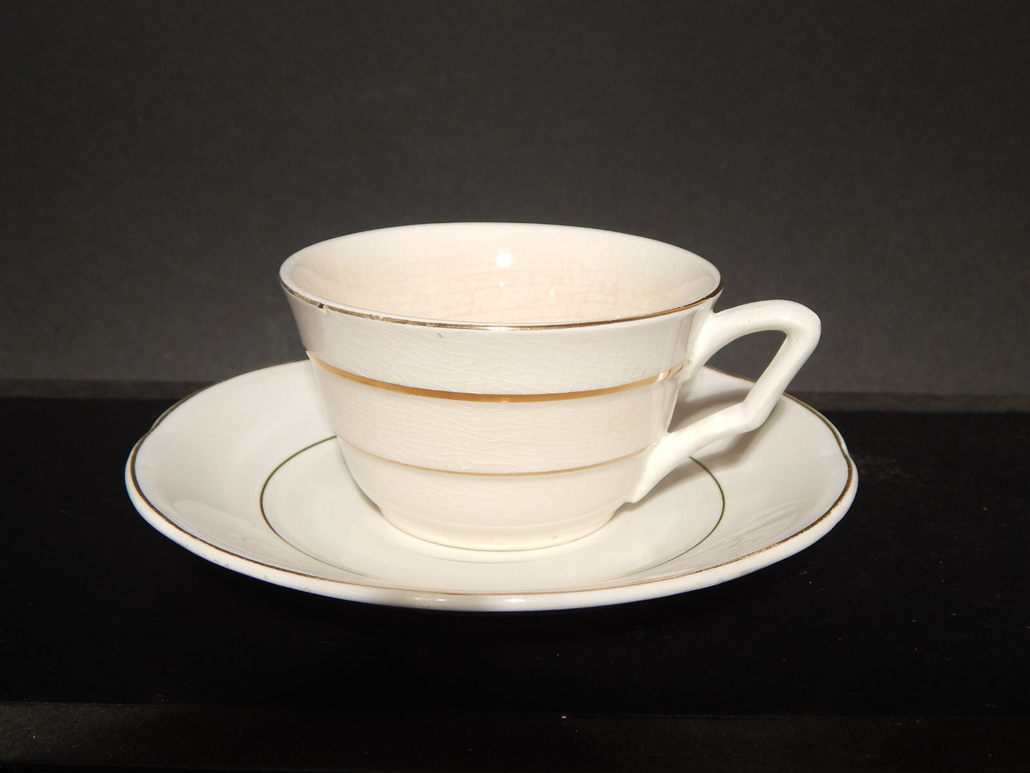 ANTICO ART DECO TAZZA DA TE' CERAMICA PROFILI ORO REVELLI LAVENO #1272