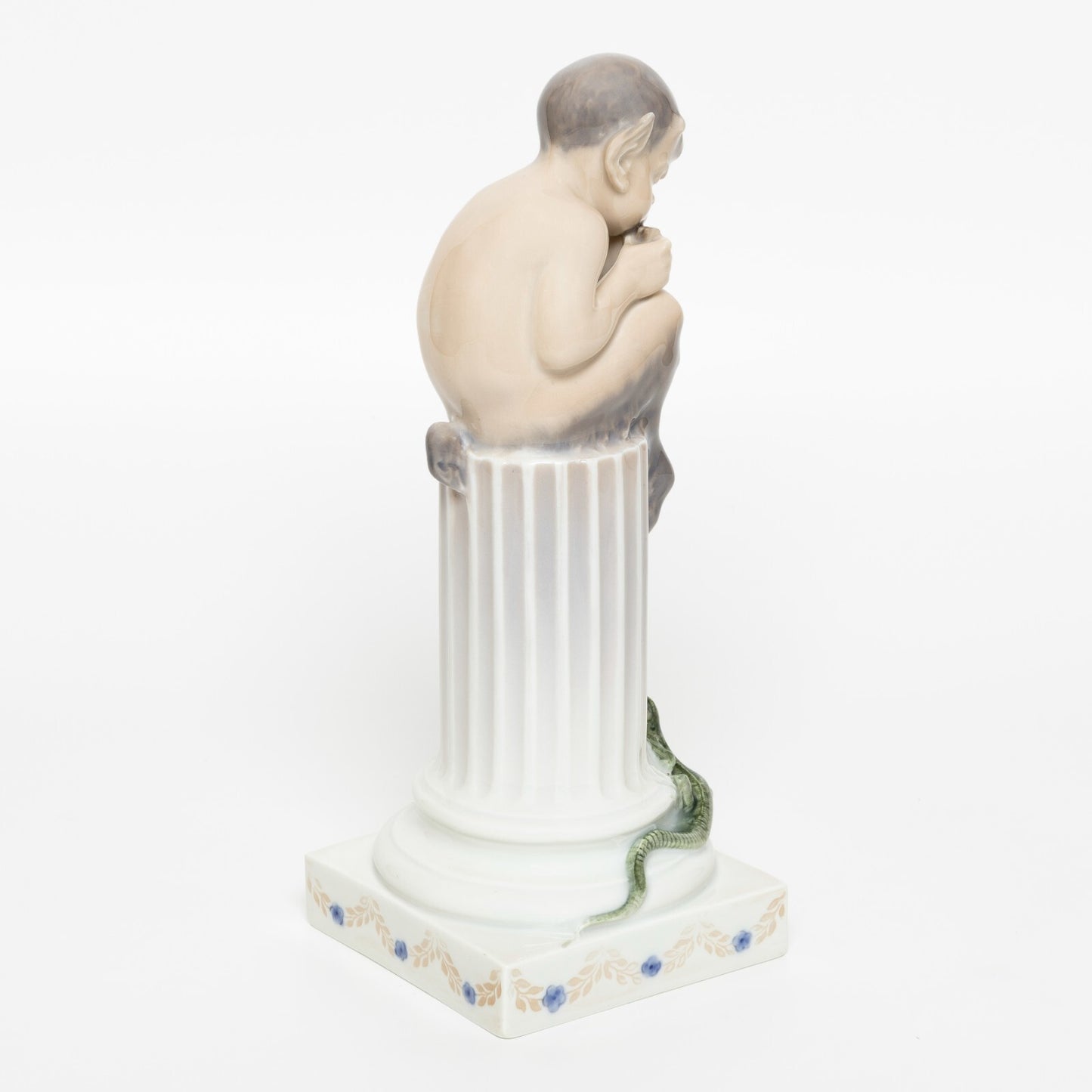 STATUINA PORCELLANA ROYAL COPENHAGEN "Fauno con Lucertola" COD 433 CM 21x9x9