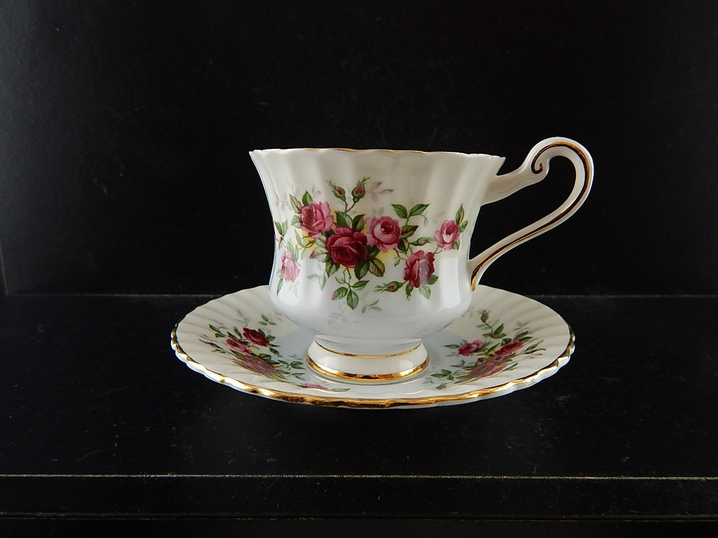 PREZIOSA VINTAGE PORCELLANA INGLESE PARAGON BONE CHINA TAZZA MINUET PINK ROSES