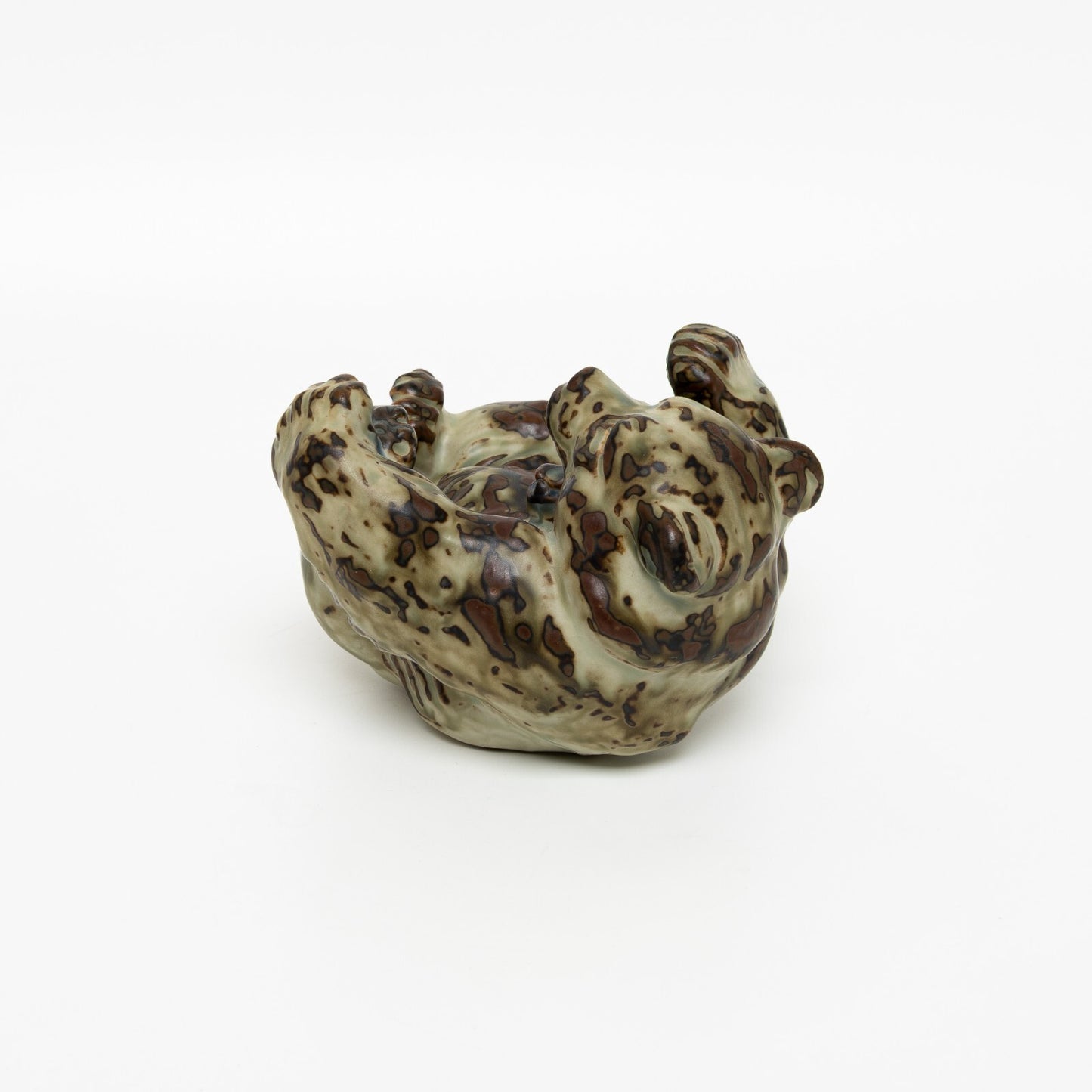 STATUINA PORCELLANA ROYAL COPENHAGEN "Orso sulla Schiena" COD 20271 CM 10x14x13