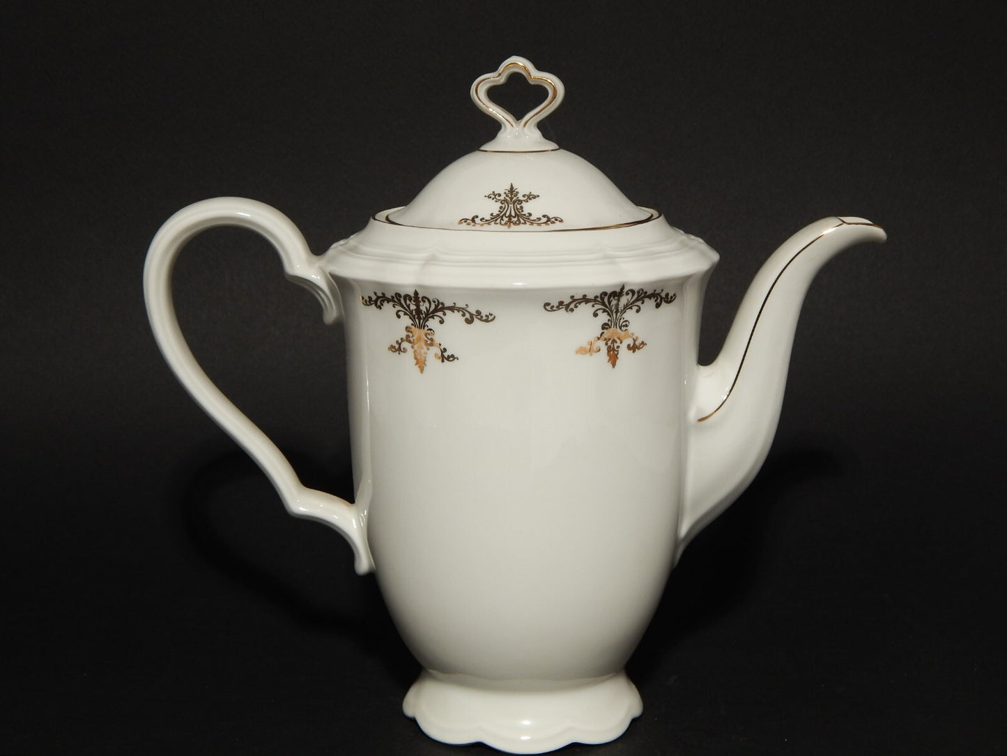 ANTICO SERVIZIO CAFFÈ PORCELLANA BIANCA ORO MARIE LUISE BAVARIA SELTMANN WEIDEN