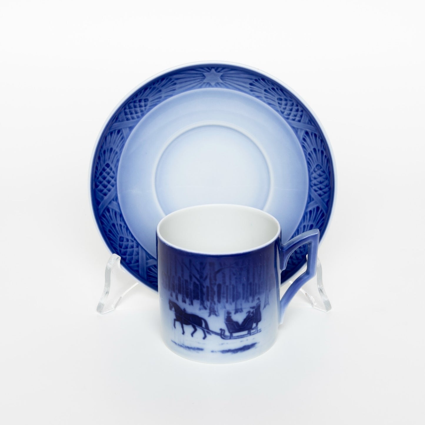 ROYAL COPENHAGEN PORCELLANA TAZZA DI NATALE 1984 CON SCATOLA ORIGINALE CM 7