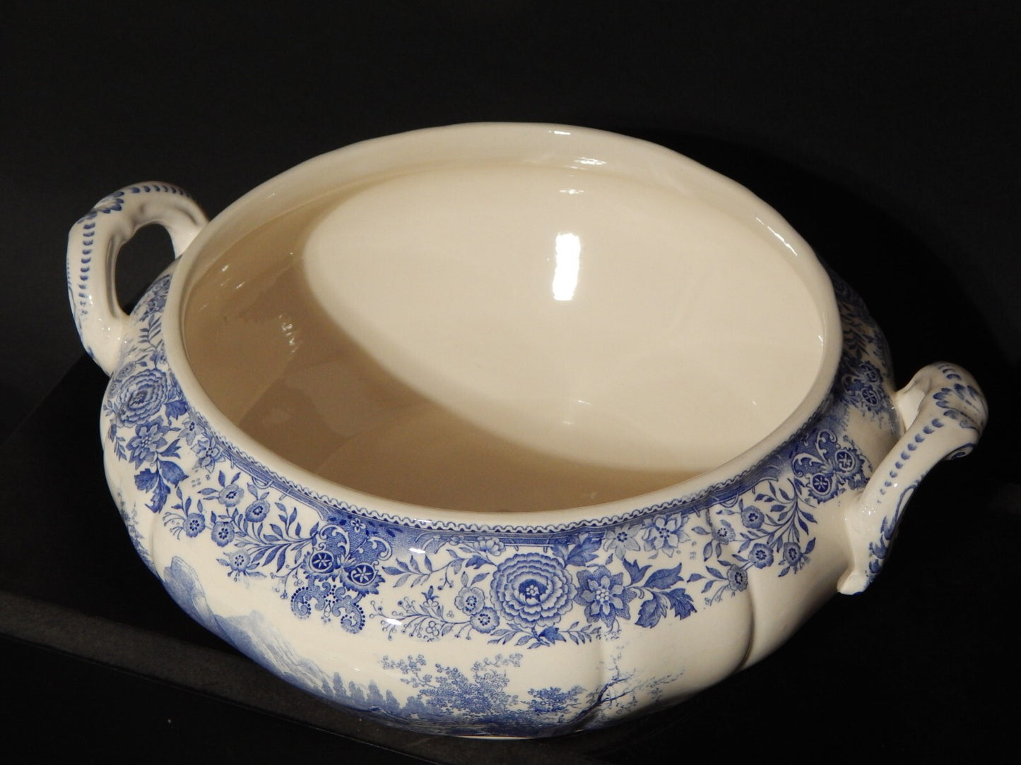 VINTAGE ZUPPIERA CENTROTAVOLA PORCELLANA VILLEROY&BOCH METTLACH SAAR BURGENLAND