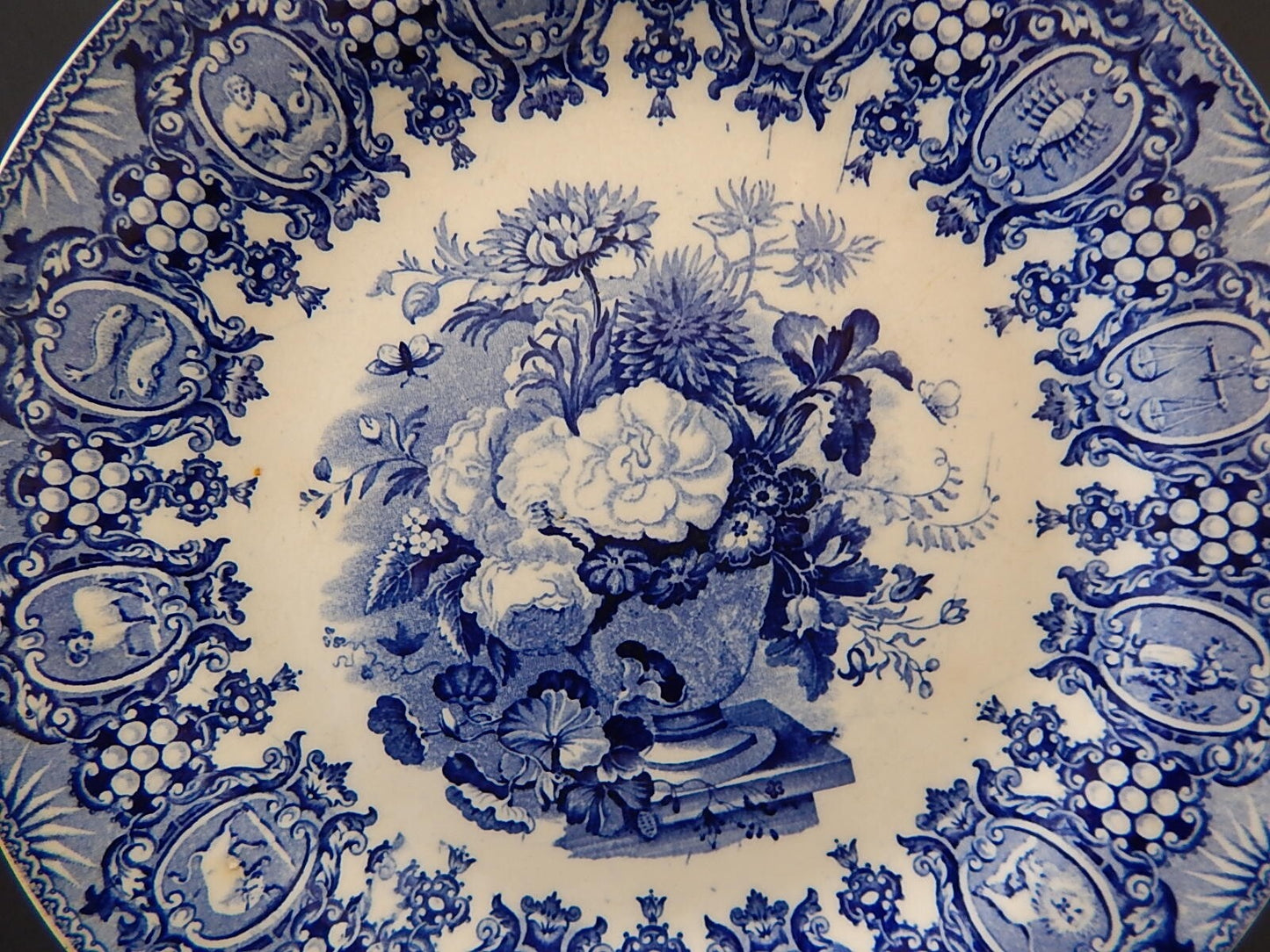 ANTICO RARO PIATTO PORCELLANA WEDGWOOD SEGNI ZODIACALI META' '800 BIANCO BLU #