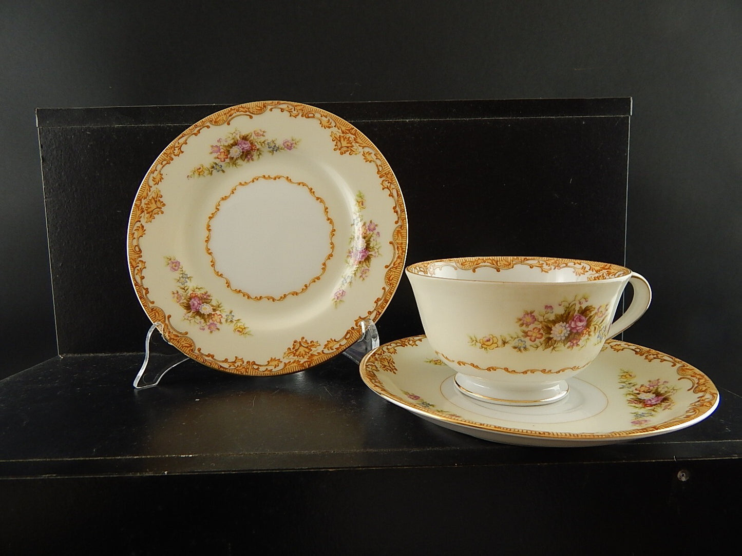 VINTAGE PREZIOSO TRIO PORCELLANA TAZZA TÈ SVOTO CHINA JAPAN