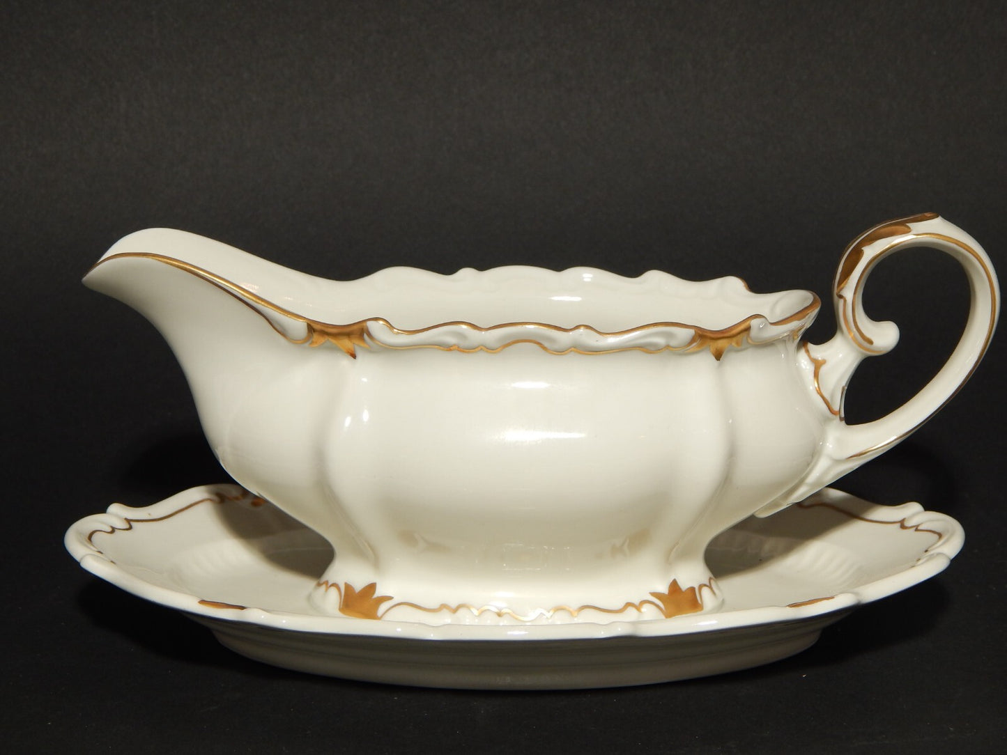 VINTAGE PREZIOSA ROCAILLE VEB REICHENBACH SALSIERA PORCELLANA BIANCO ORO