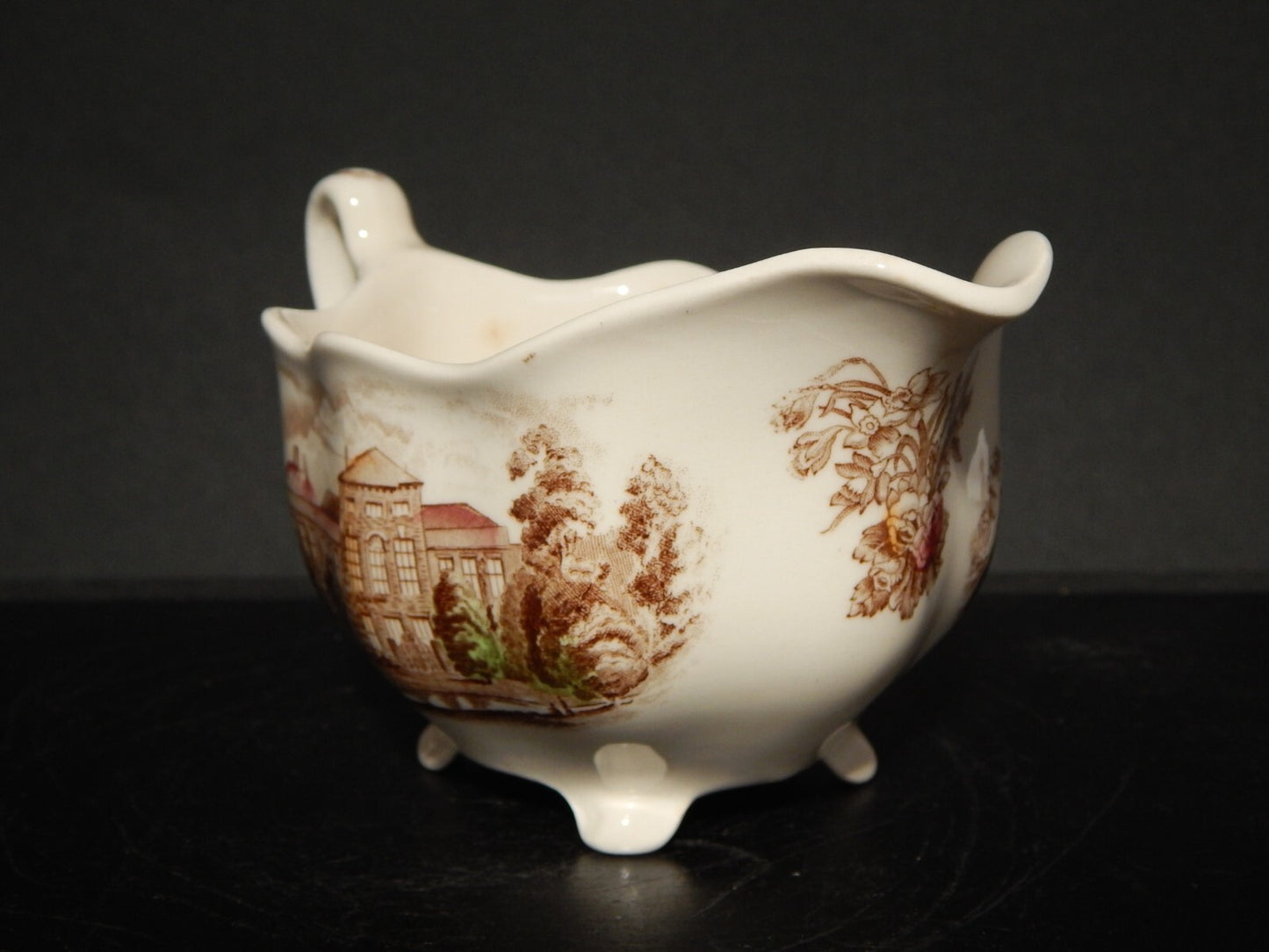 ANTICA LATTIERA PORCELLANA JOHNSON BROS ROYAL HOMES OF BRITAIN KENSINGTON PALACE