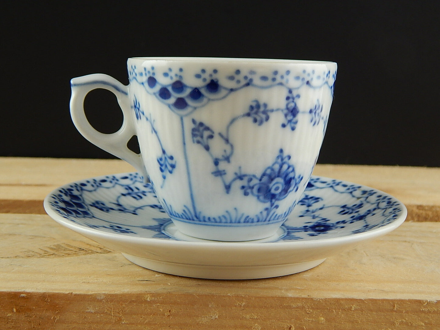 ROYAL COPENHAGEN PORCELLANA BLUE FLUTED HALF LACE COFFEE CUP & SAUCER TAZZINA