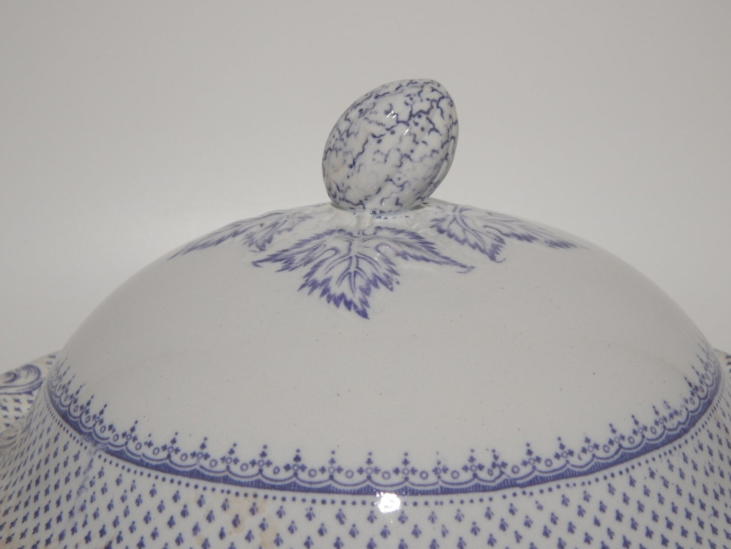 ANTICA LEGUMIERA CENTROTAVOLA CERAMICA INGLESE PRIMAVESI ERMINE BORDER VIOLA