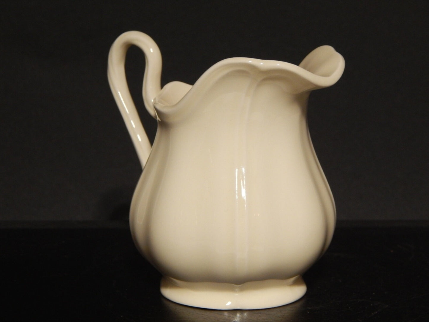 VINTAGE CERAMICA WEDGWOOD ETRURIA BARLASTON QUEENS SHAPE LATTIERA BRICCO