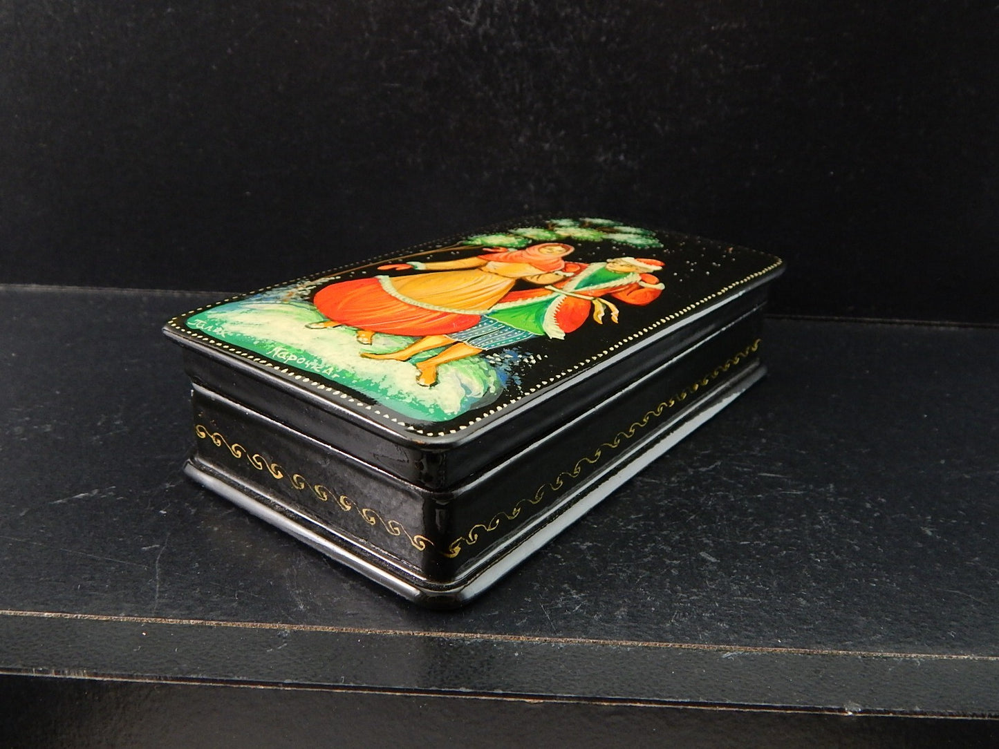 VINTAGE PREZIOSA SCATOLA COFANETTO RUSSO LEGNO LACCATO DIPINTA E FIRMATA #