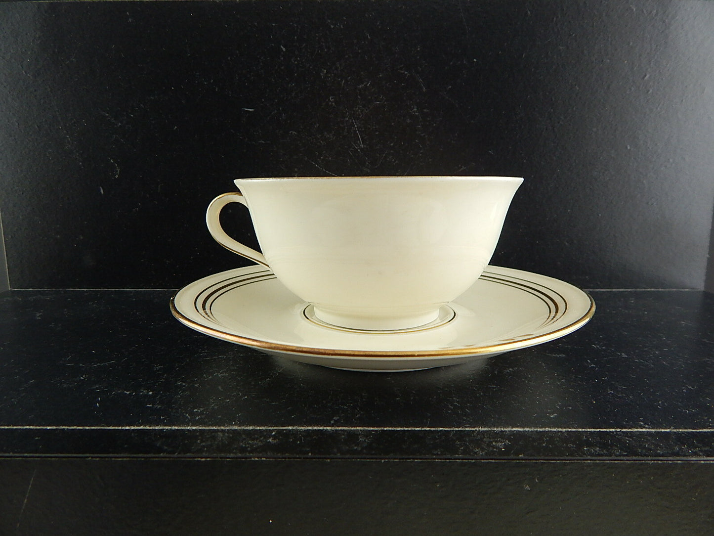 ANTICA TAZZA DA TÈ ART DECO PORCELLANA AVORIO ROSE ORO BAVARIA OSCAR SCHALLER