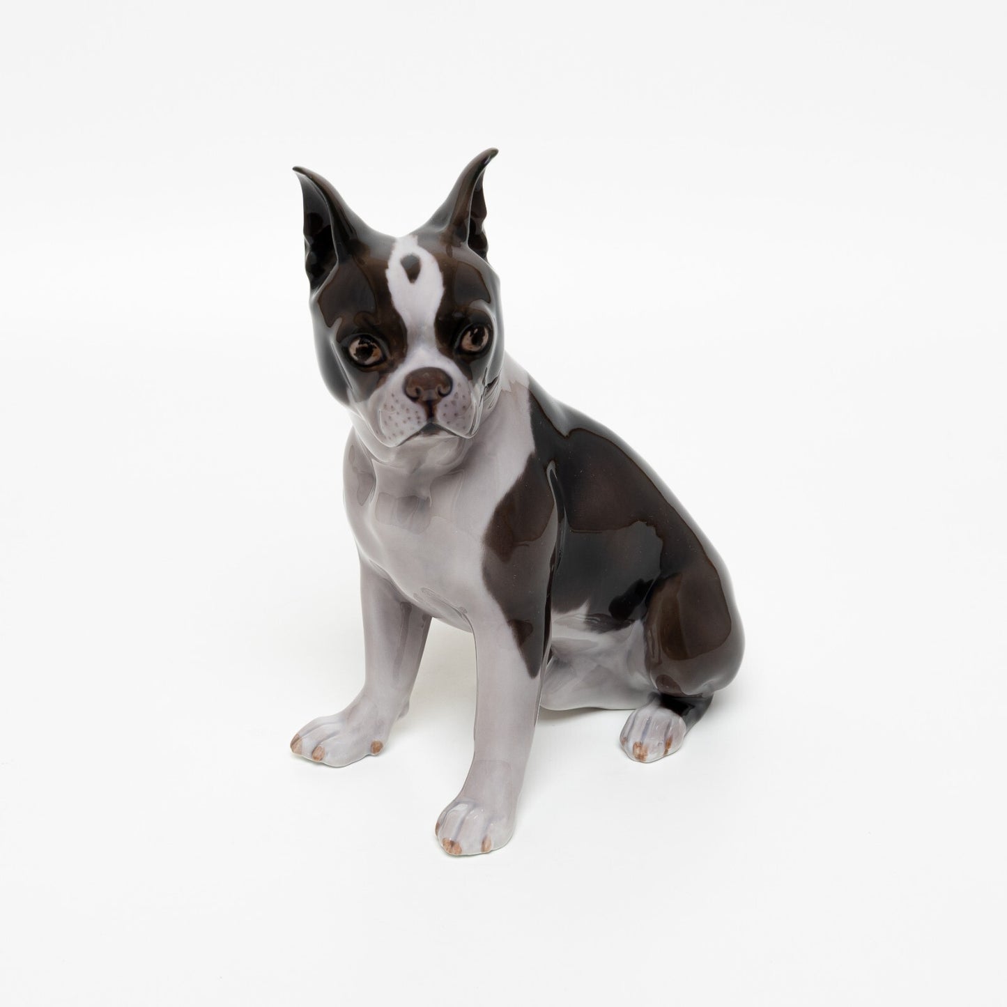 RARA STATUINA PORCELLANA ROYAL COPENHAGEN BING&GRONDAHL "Boston Terrier" 2330